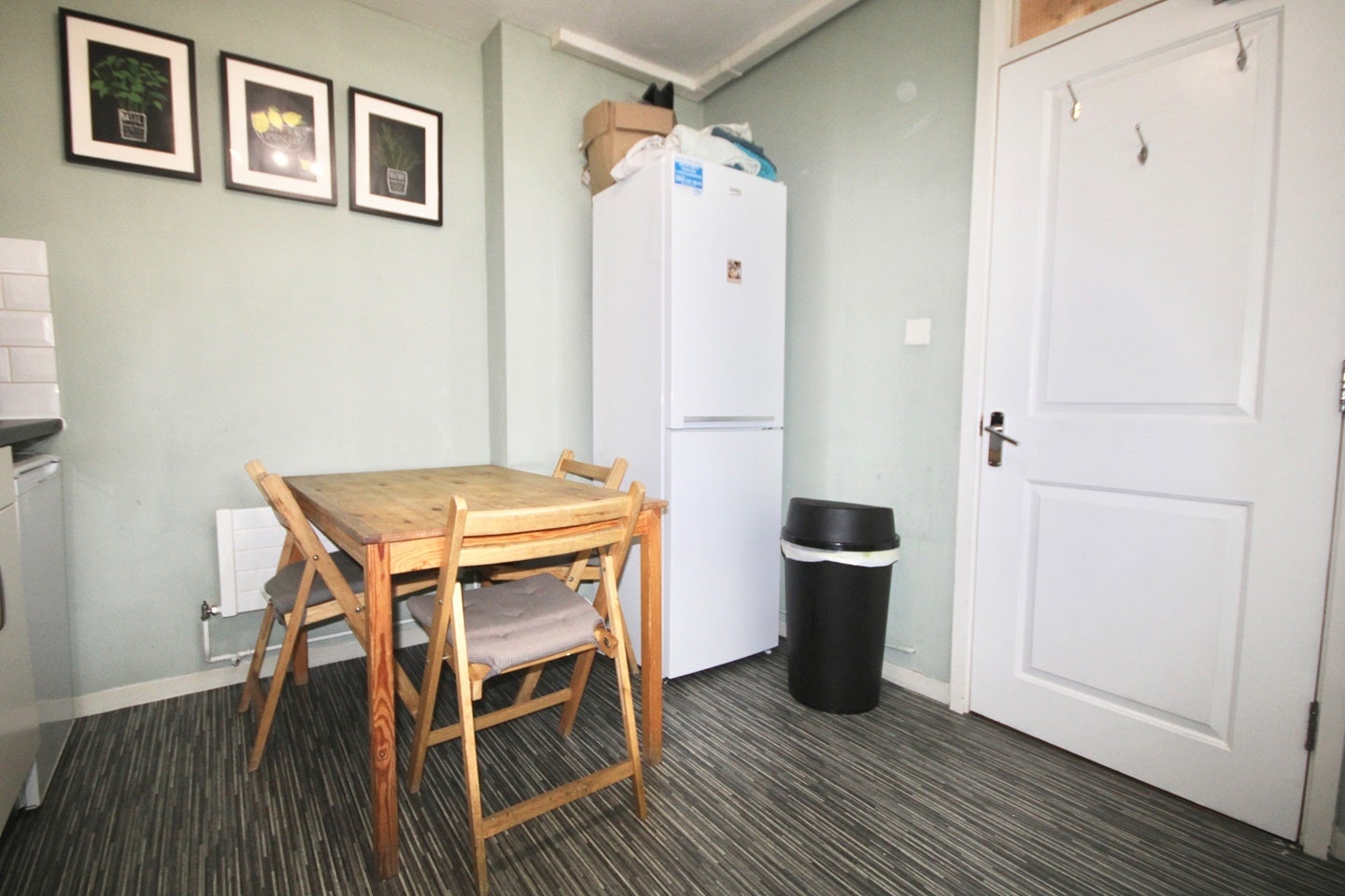 Room Kildare Walk in Greater London