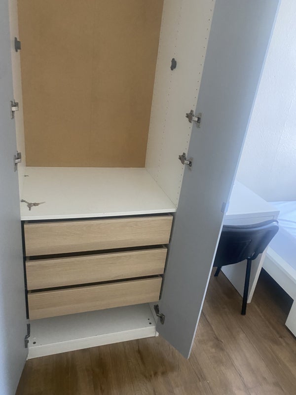 Room Burges Road in Greater London
