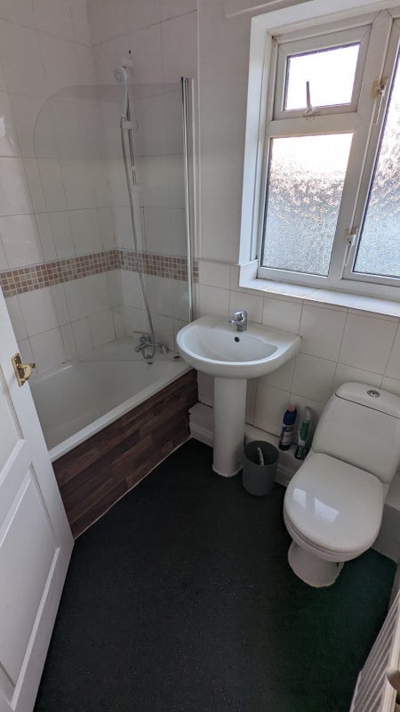Room Kendon Drive in Bristol