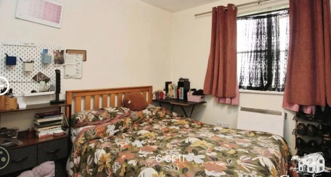 Flat George Lovell Drive in Greater London