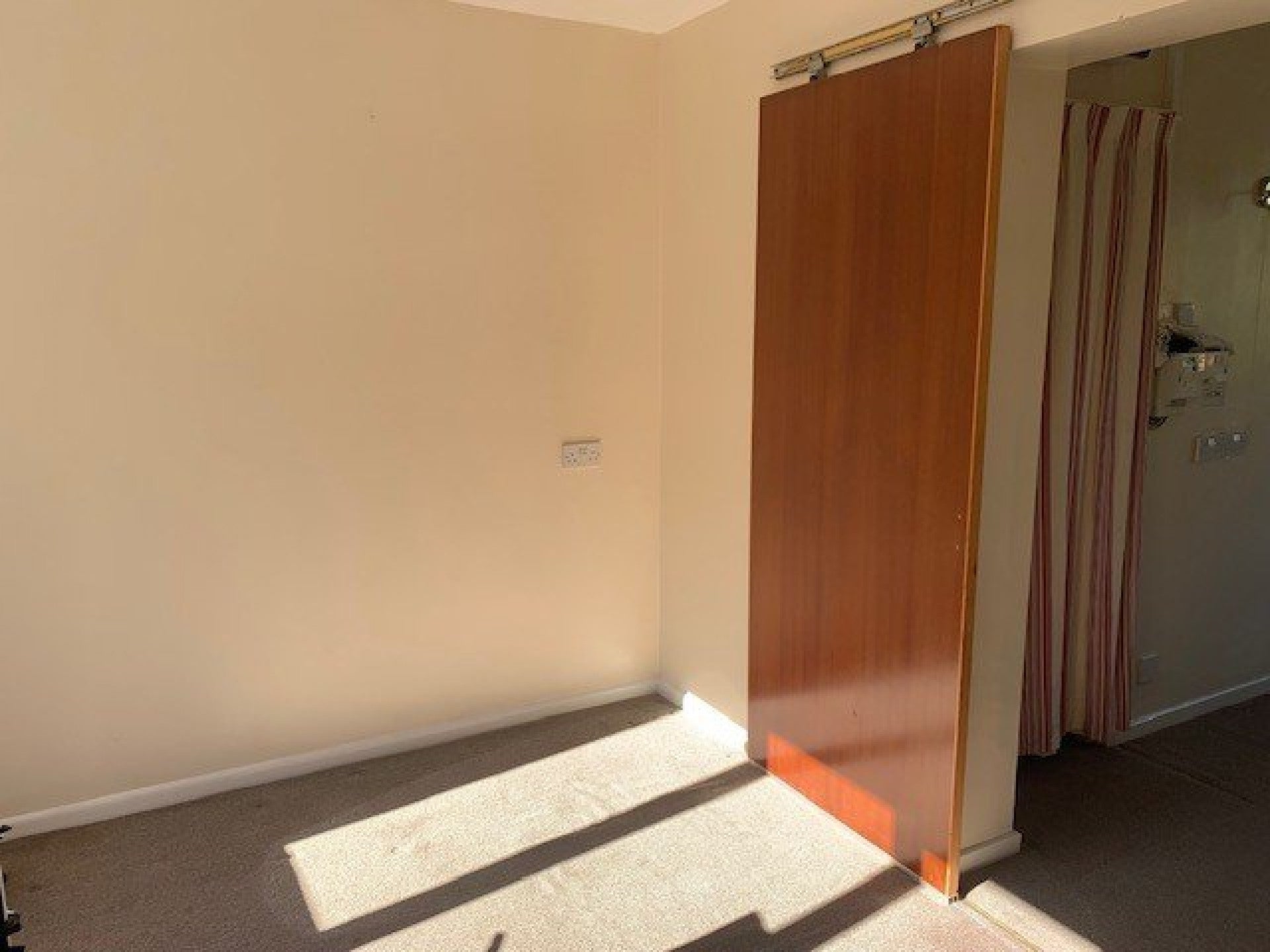 Flat Blakeney Grove in Nailsea