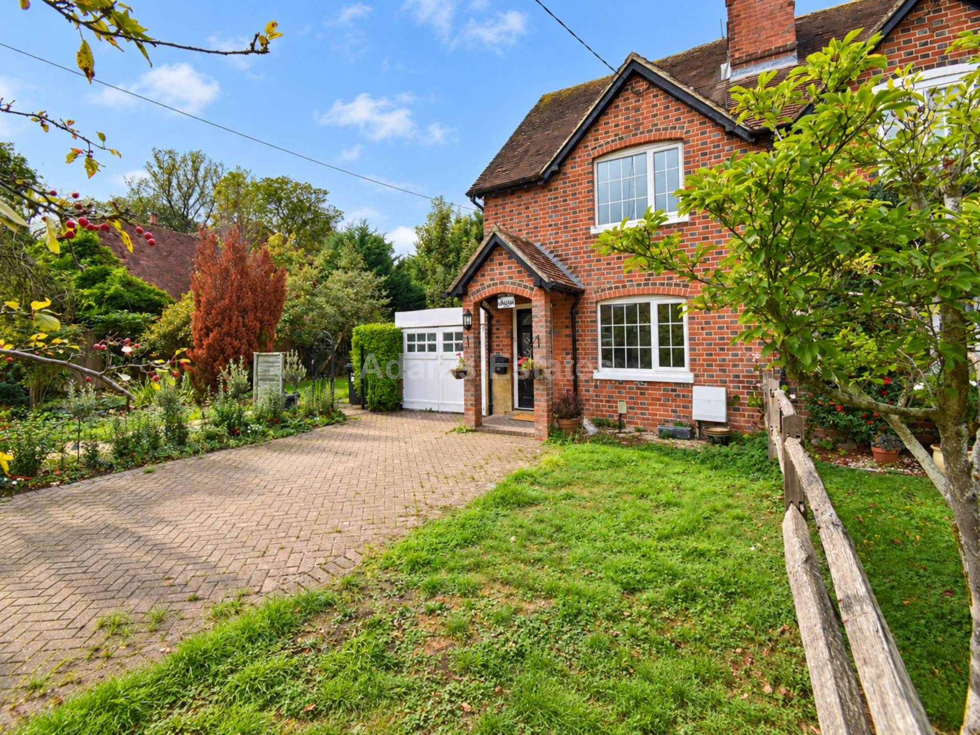House Greensward Lane in Arborfield