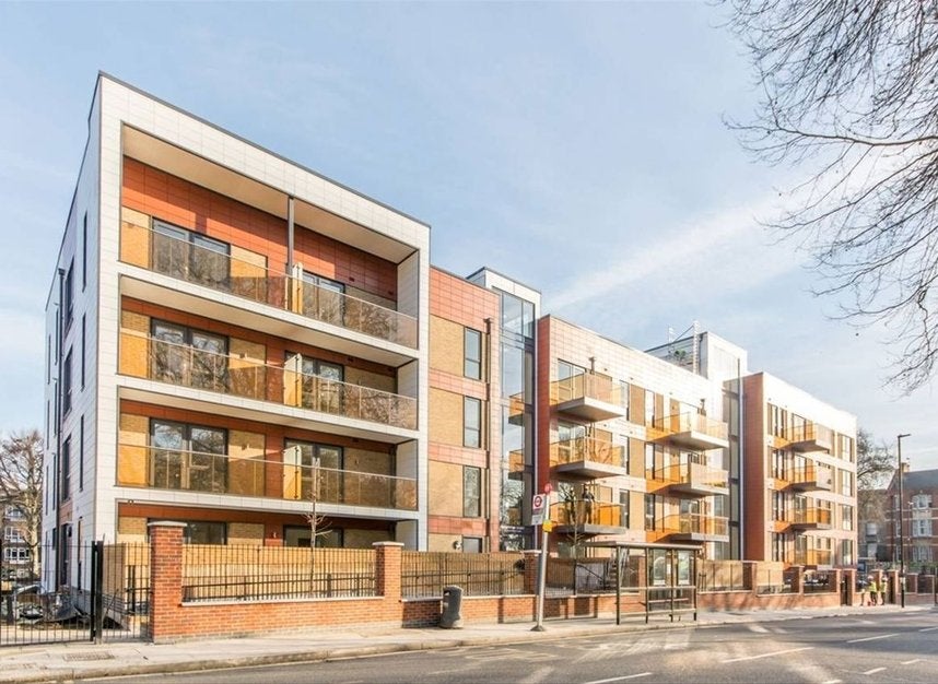 Flat East Acton Lane in Greater London