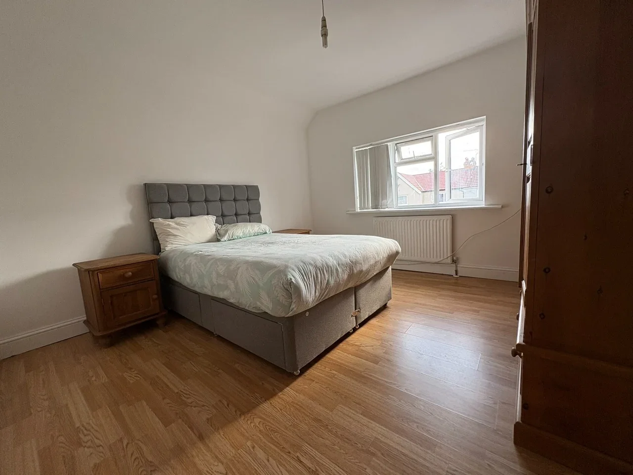 House Costons Avenue in Greater London