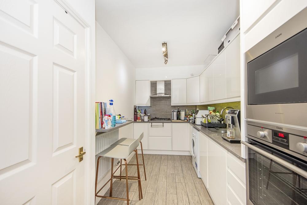 Flat St Edmund's Terrace in City of Westminster