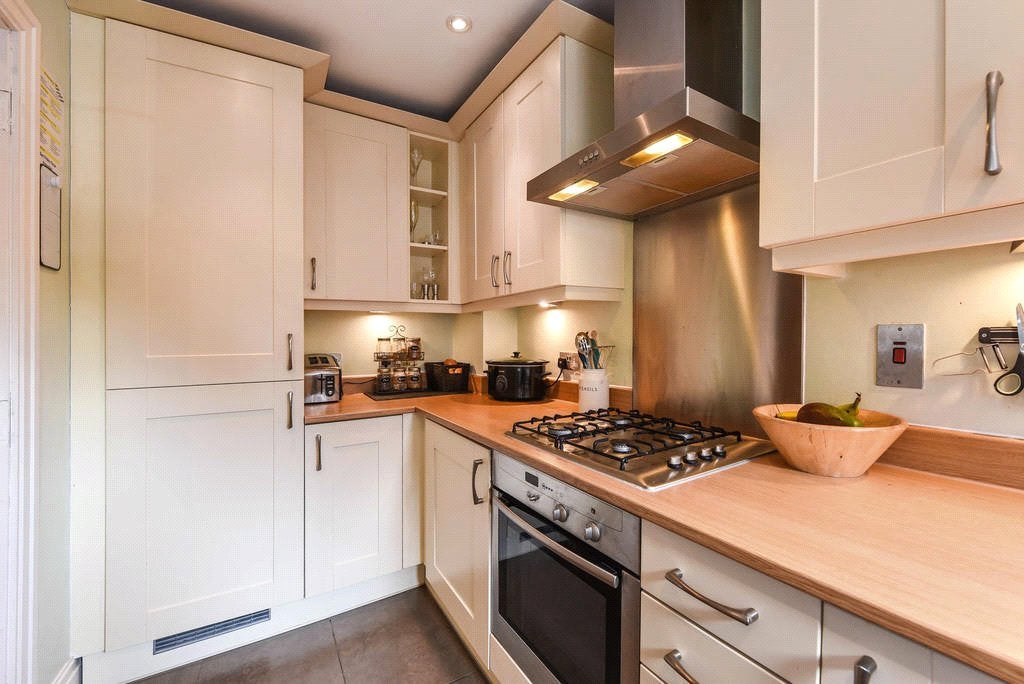 House Silver Birch Mews in East Hampshire