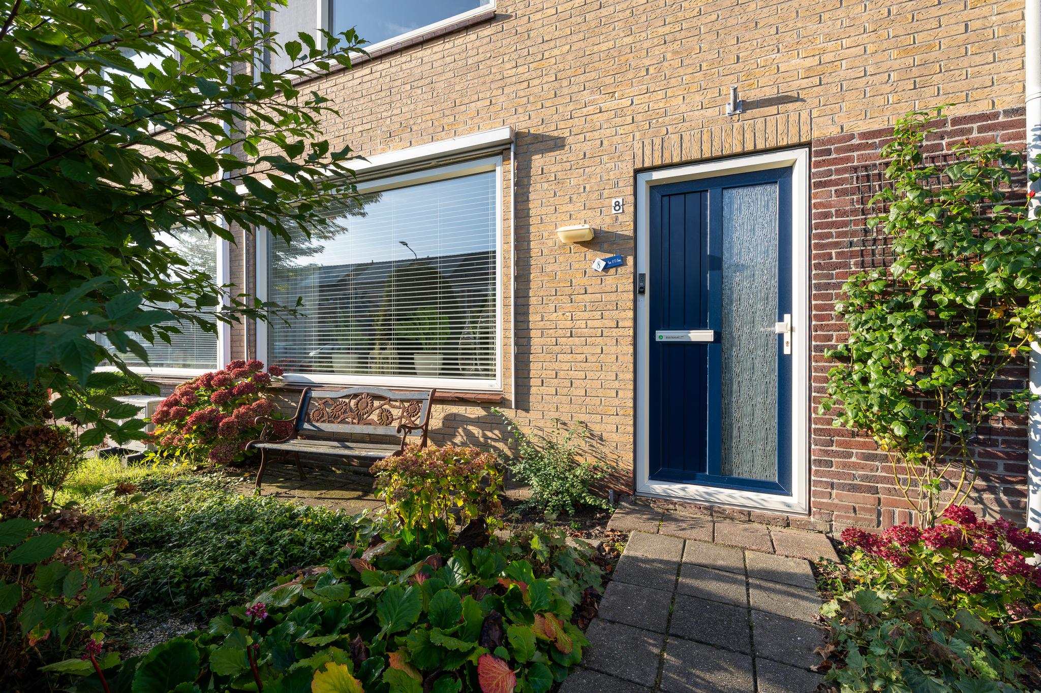 Tussenwoning te koop: Esdoornlaan 8, Heerhugowaard