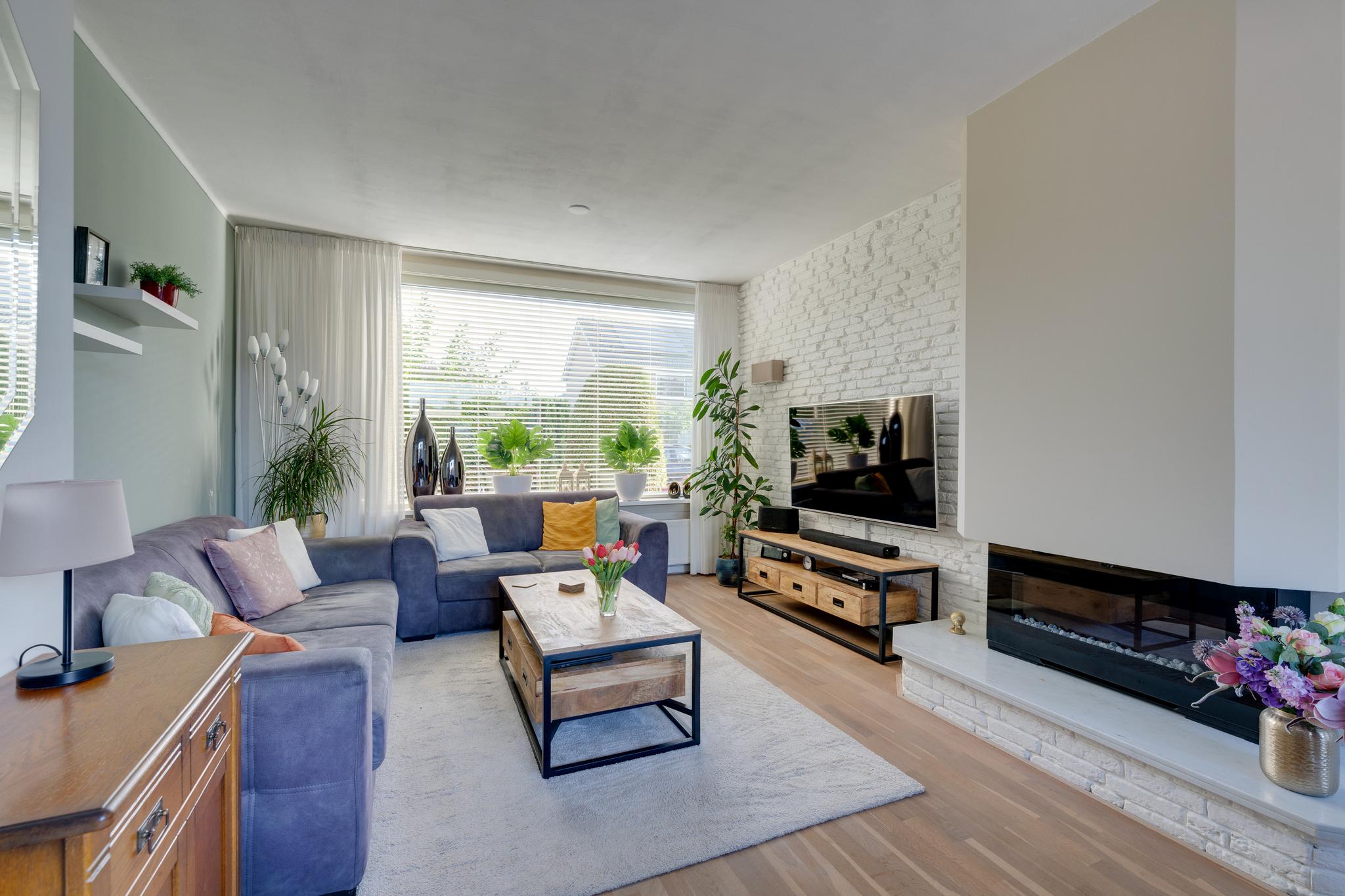 Tussenwoning te koop: Esdoornlaan 8, Heerhugowaard
