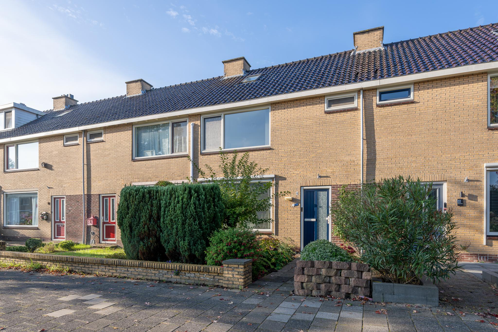 Tussenwoning te koop: Esdoornlaan 8, Heerhugowaard