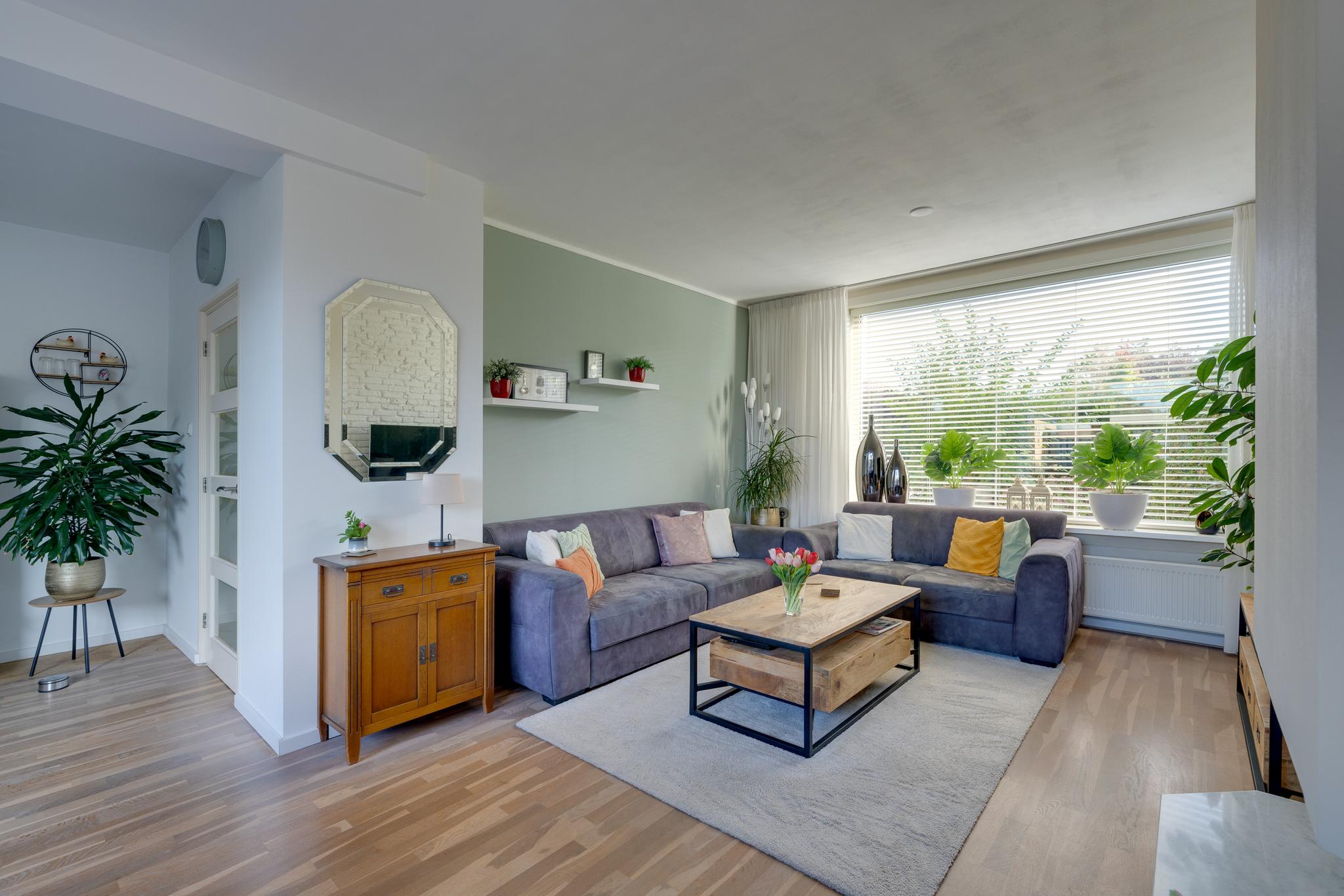 Tussenwoning te koop: Esdoornlaan 8, Heerhugowaard