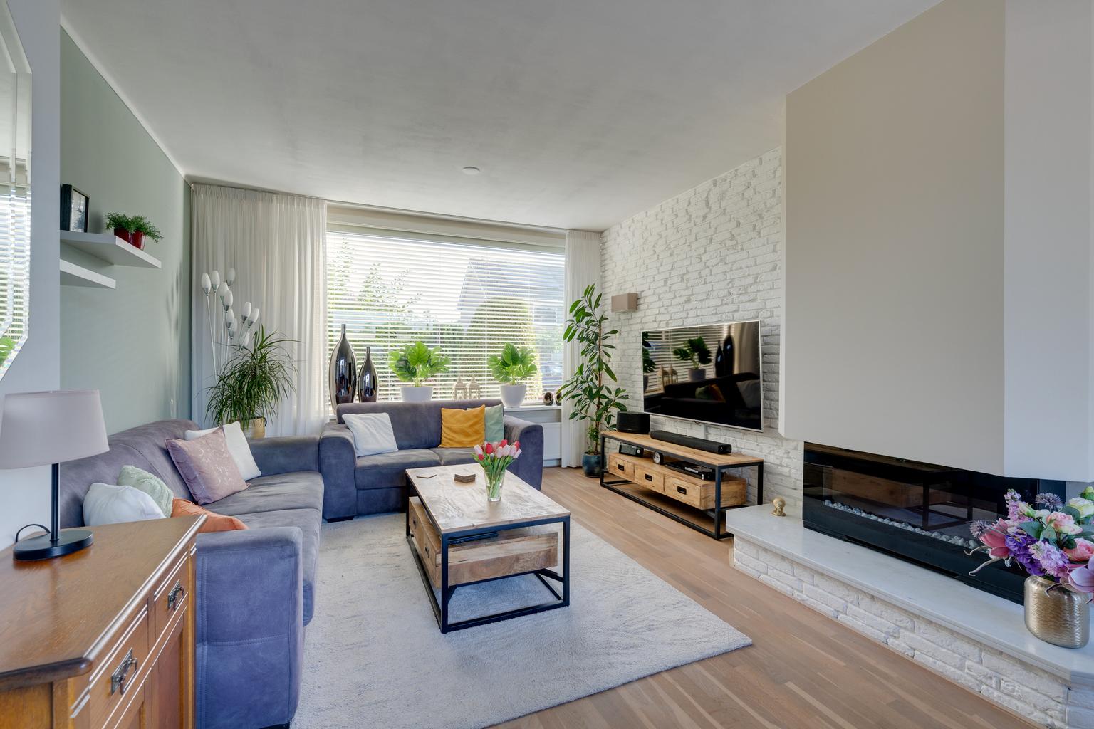 Tussenwoning te koop: Esdoornlaan 8, Heerhugowaard
