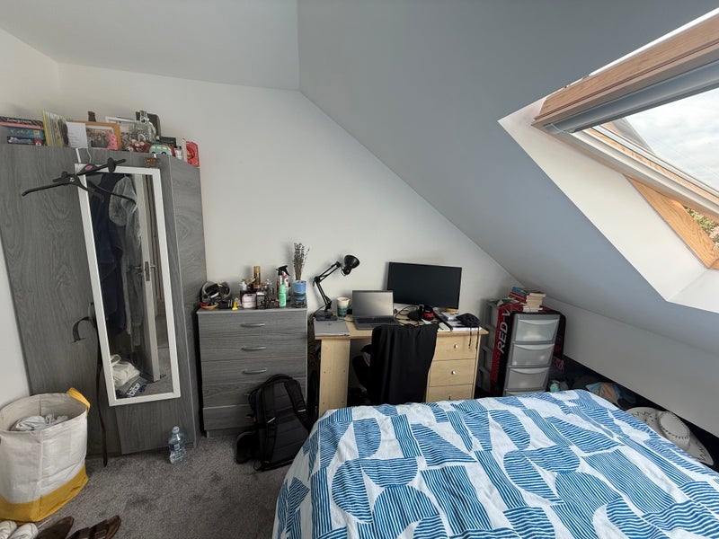 Room Ruskin Road in Trafford