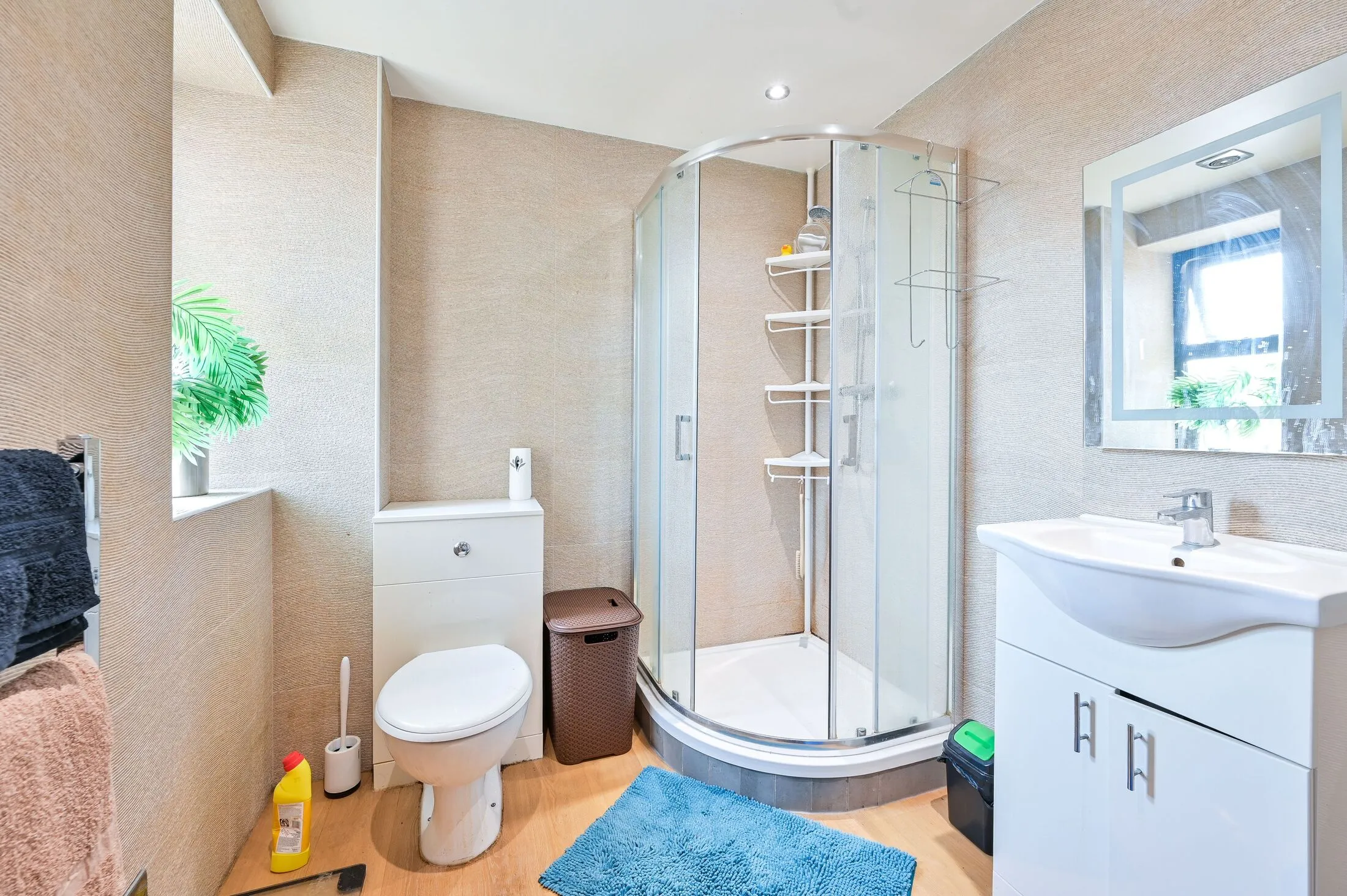 Flat Walworth Road in Greater London