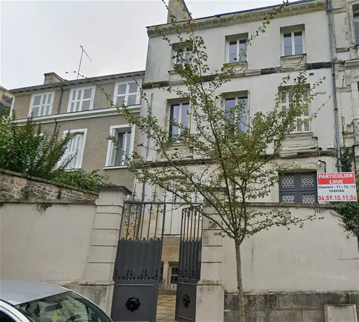 Flat Rue du Maréchal Ferdinand-Foch in Poitiers