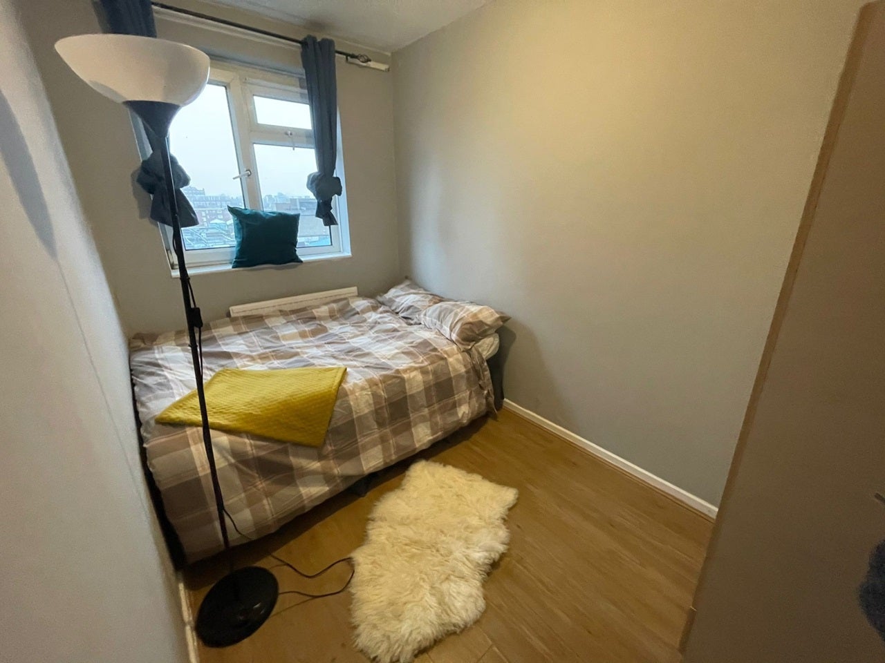 Flat Pollard Street in Greater London
