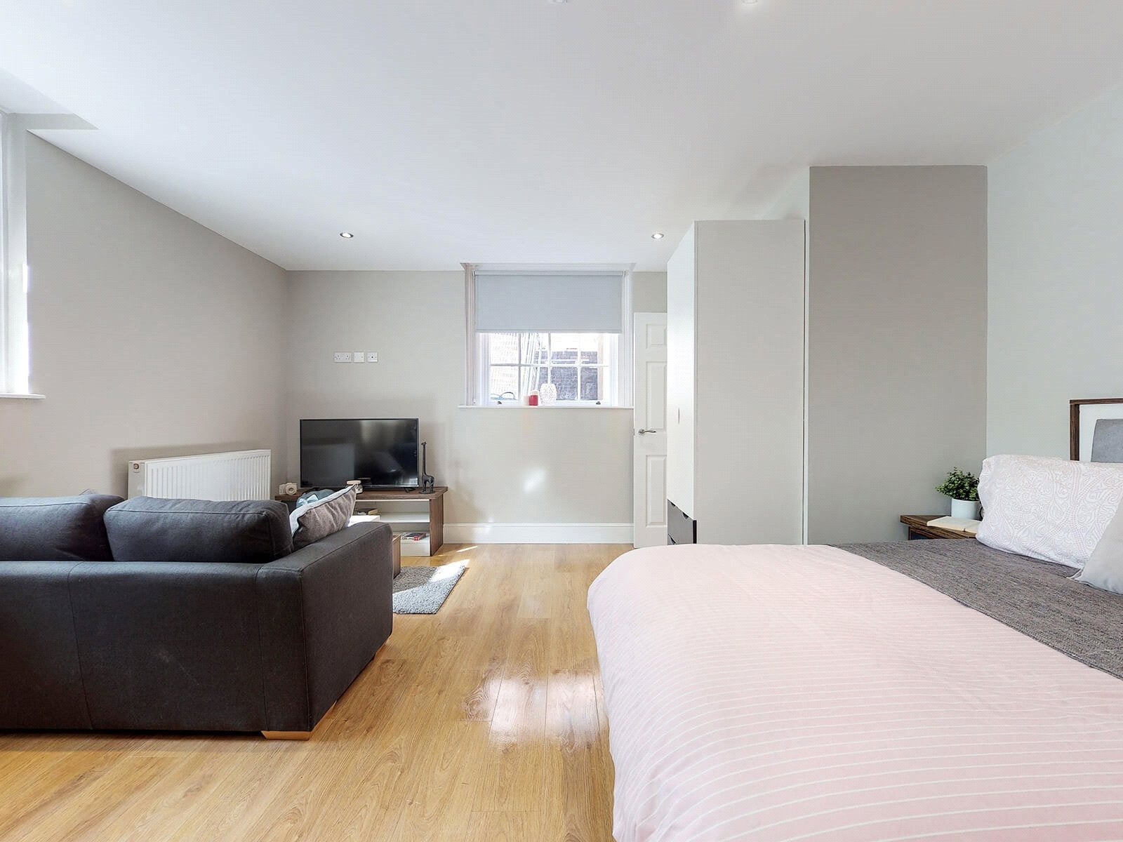 Flat Springfield Mount in Leeds
