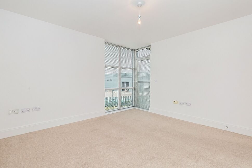 Flat Nightingale Way in Chorley