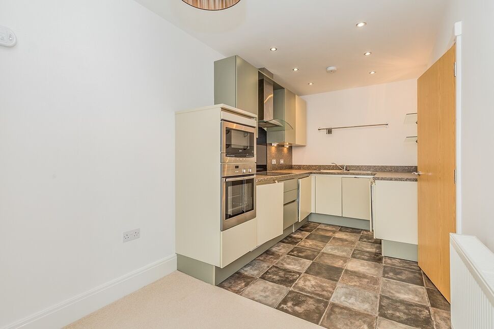 Flat Nightingale Way in Chorley