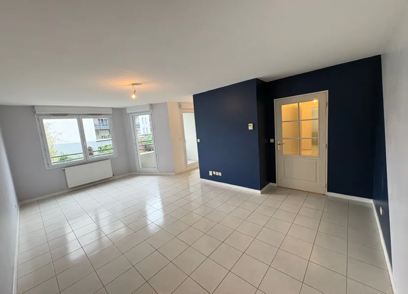 Flat Rue Descartes in Villeurbanne