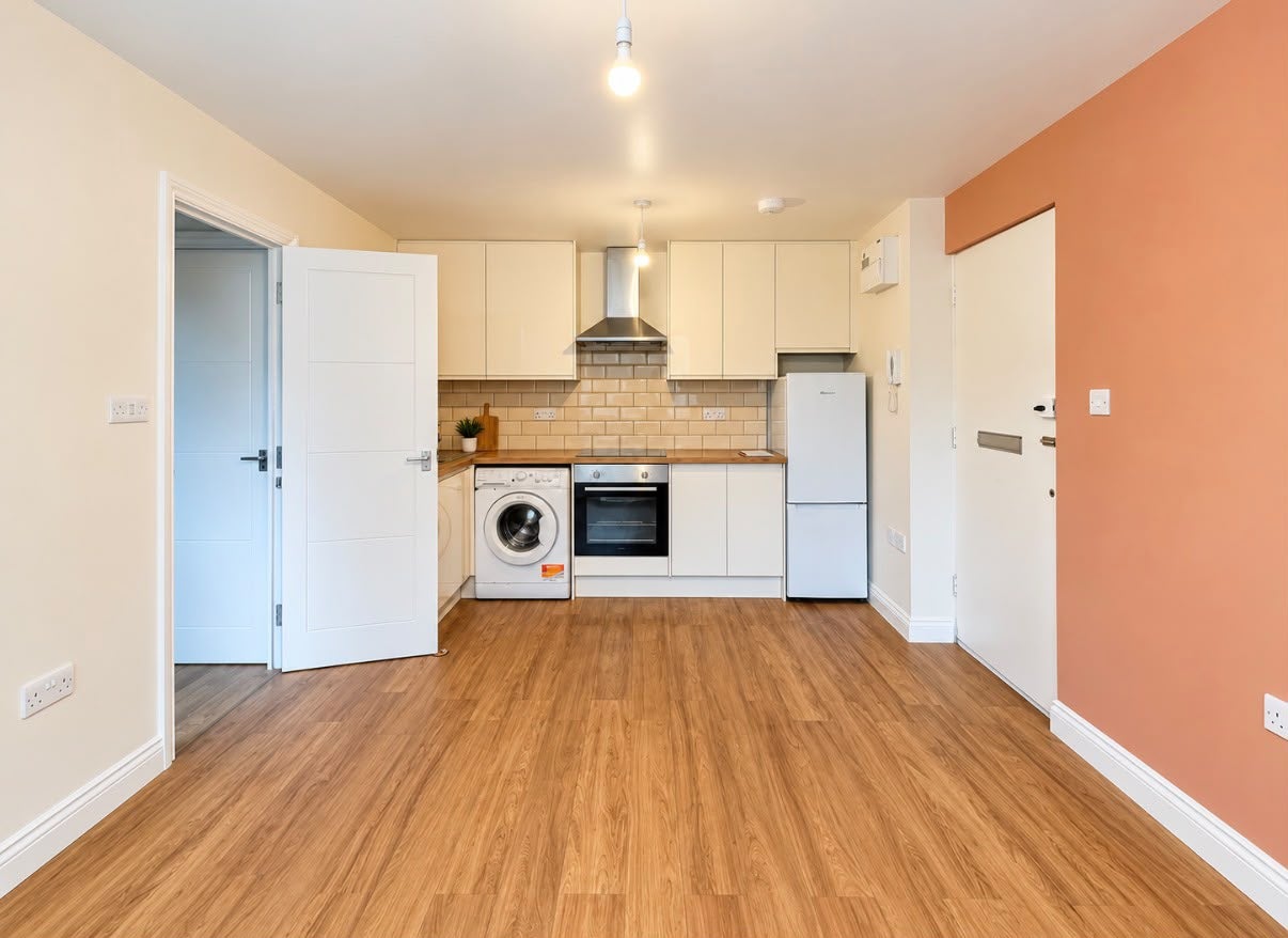 Flat Imperial Passage in Greater London