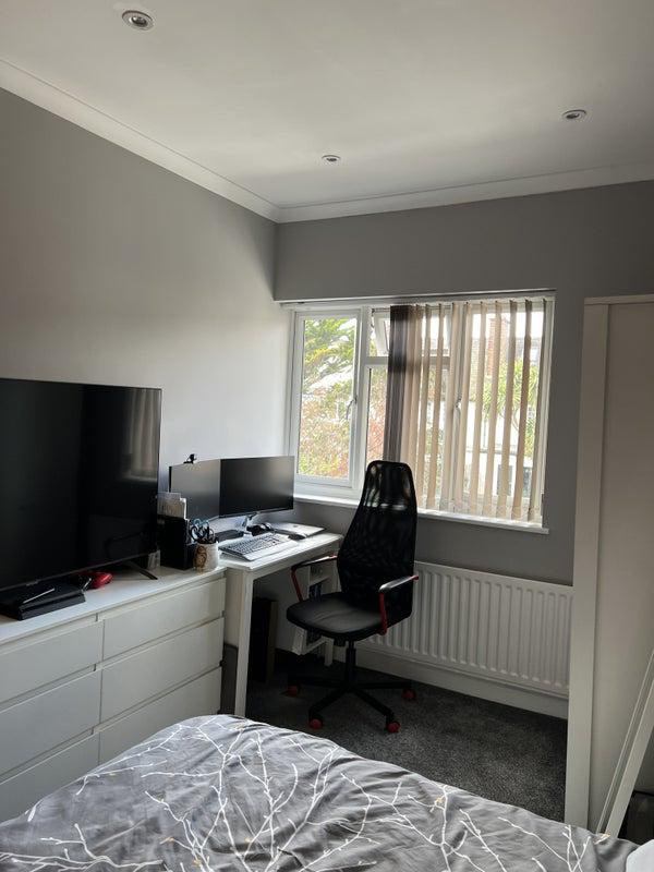 Room Rochester Way in Greater London