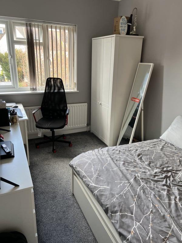 Room Rochester Way in Greater London