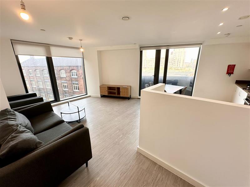 Flat Oldfield Road in Salford