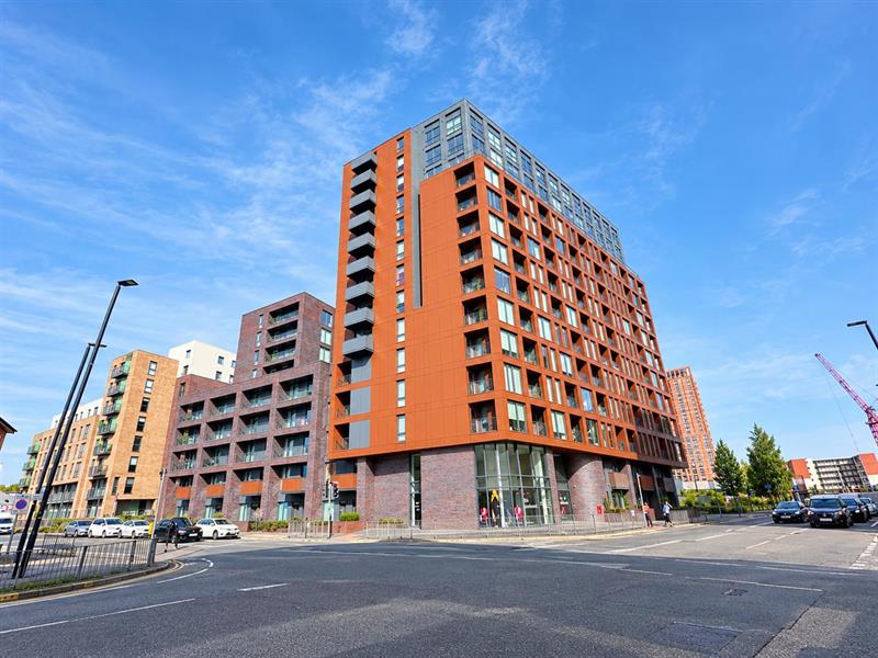 Flat Oldfield Road in Salford