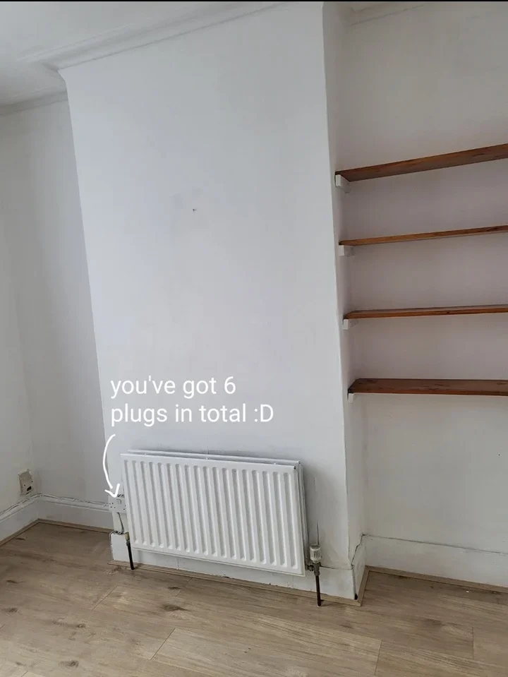 Room Morley Avenue in Greater London