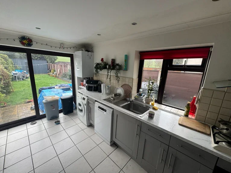 Flat Stanwell New Road in Borough of Spelthorne