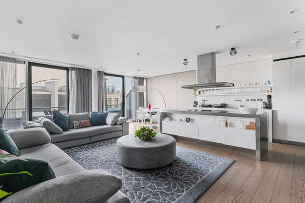 Flat Wardour Street in City of Westminster