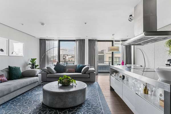 Flat Wardour Street in City of Westminster