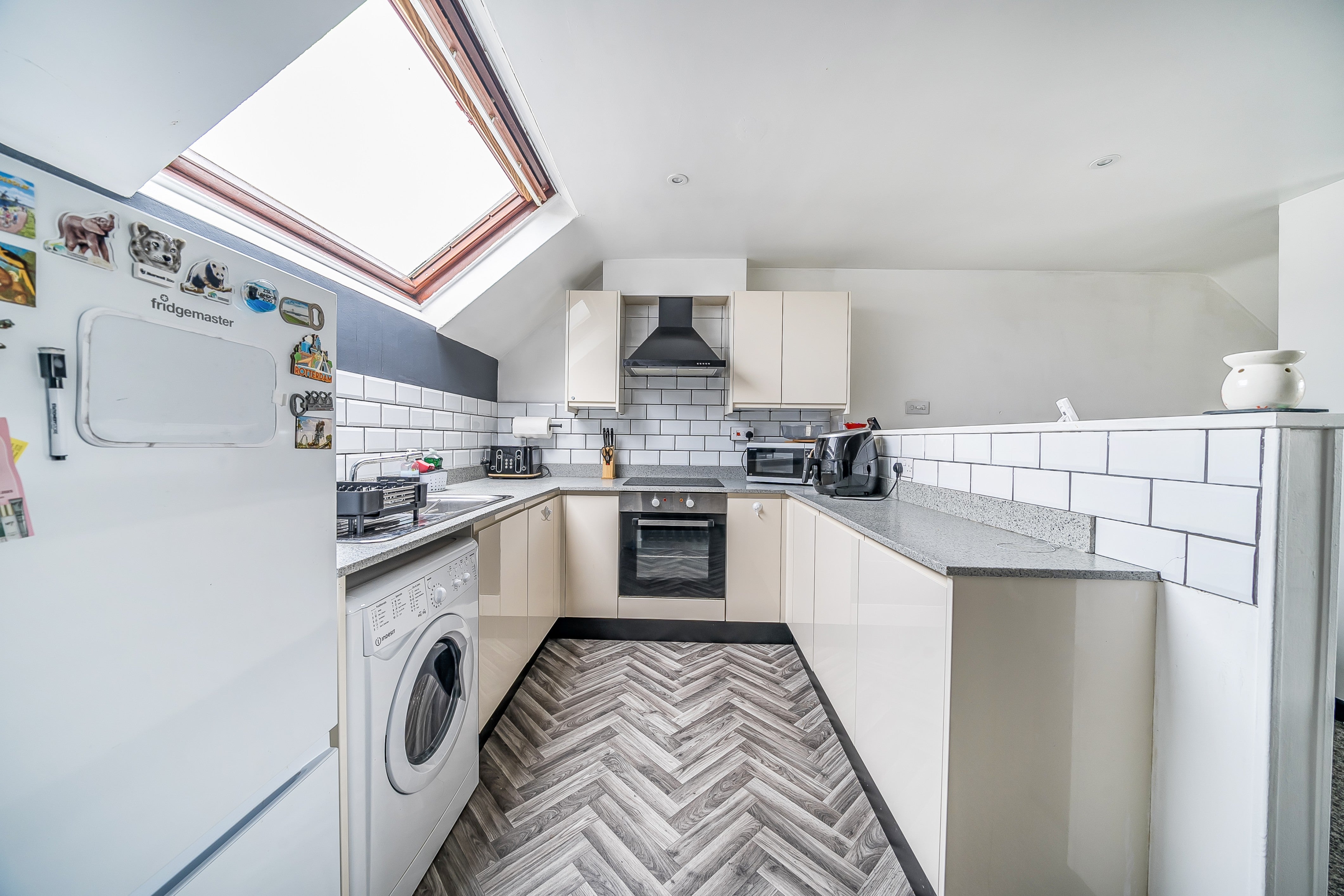 Flat Woodhouse Close in Cotswold District