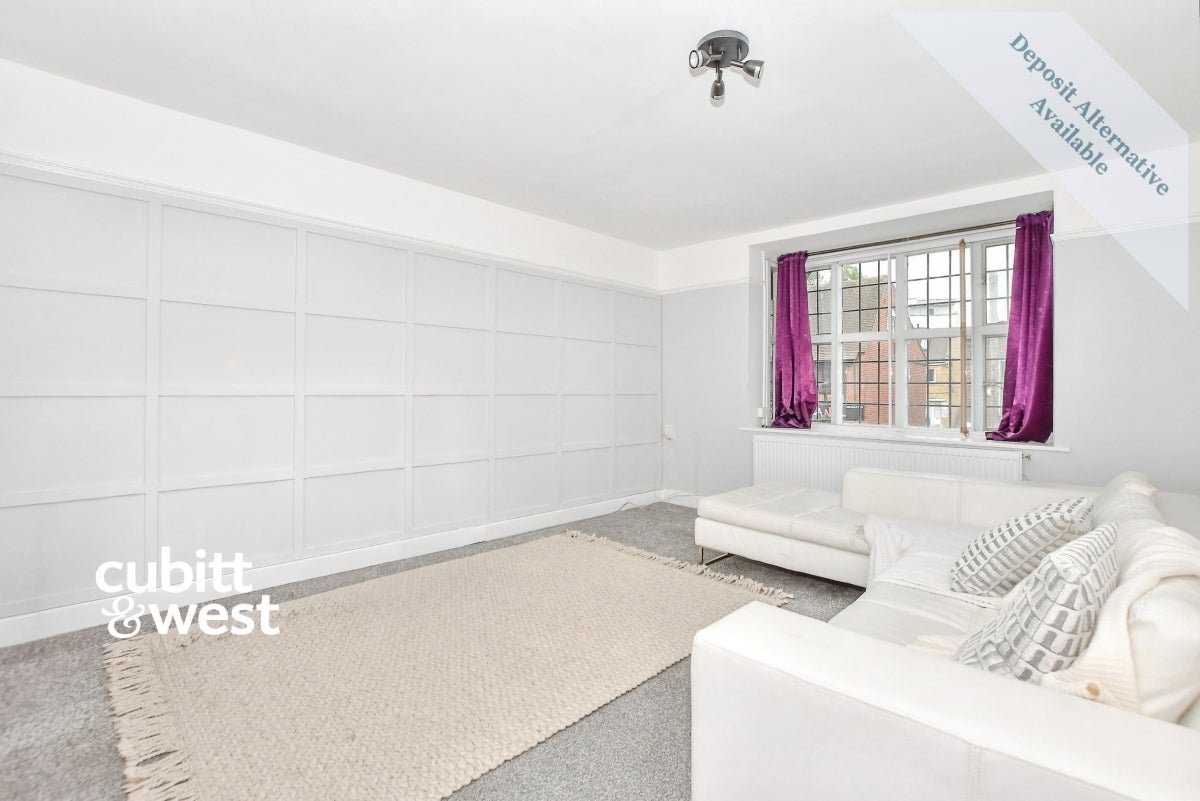 Flat Twickenham Close in Greater London