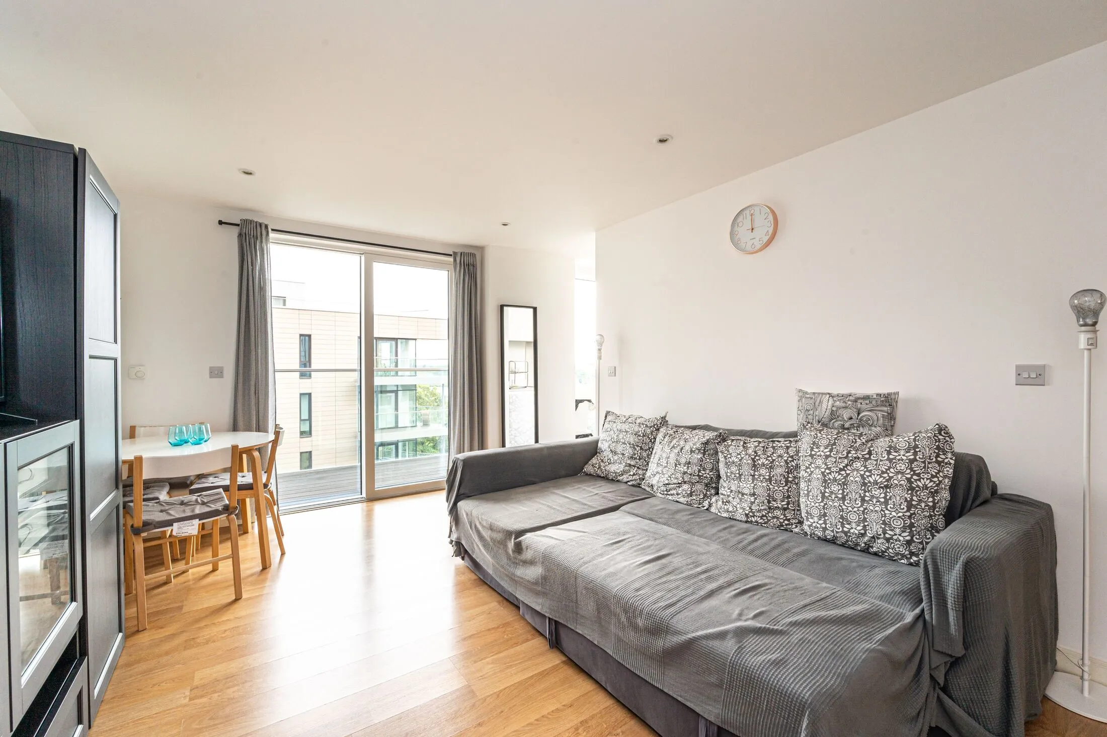 Flat Woodberry Grove in Greater London