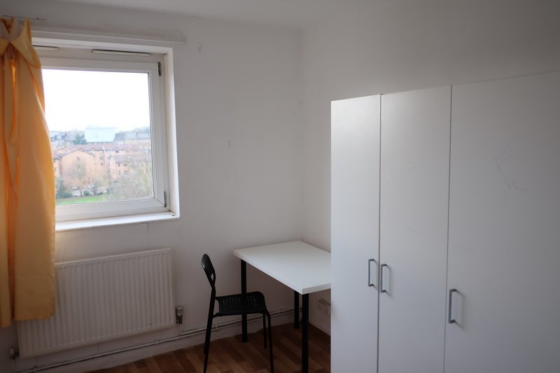 Room Deptford High Street in Greater London
