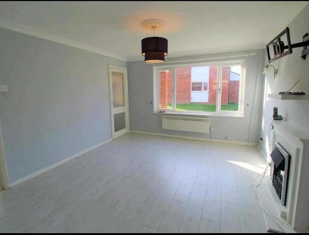 Flat Alexandra Avenue in Luton