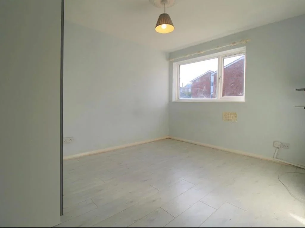 Flat Alexandra Avenue in Luton