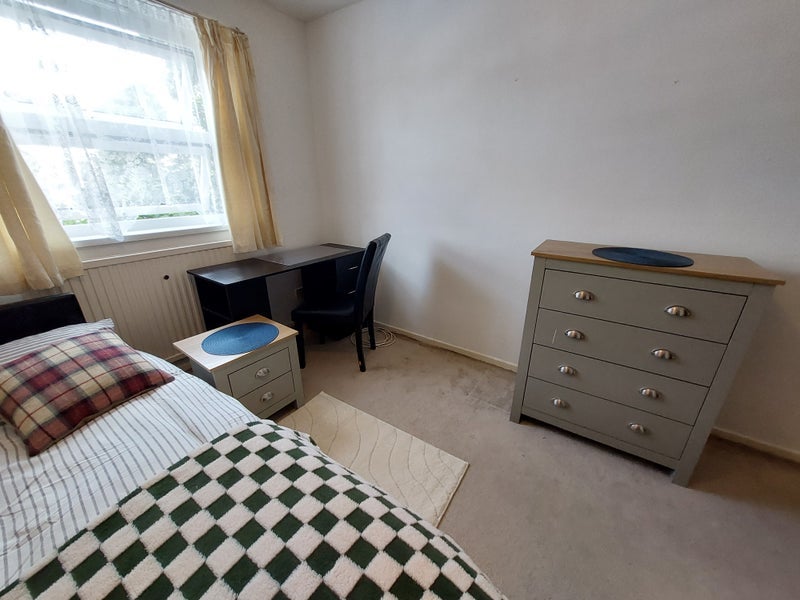 Room Nightingale Lane in Poole