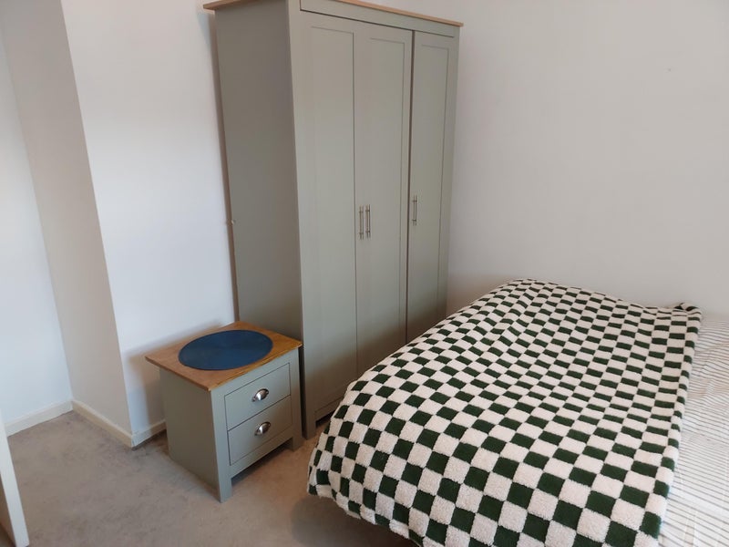 Room Nightingale Lane in Poole