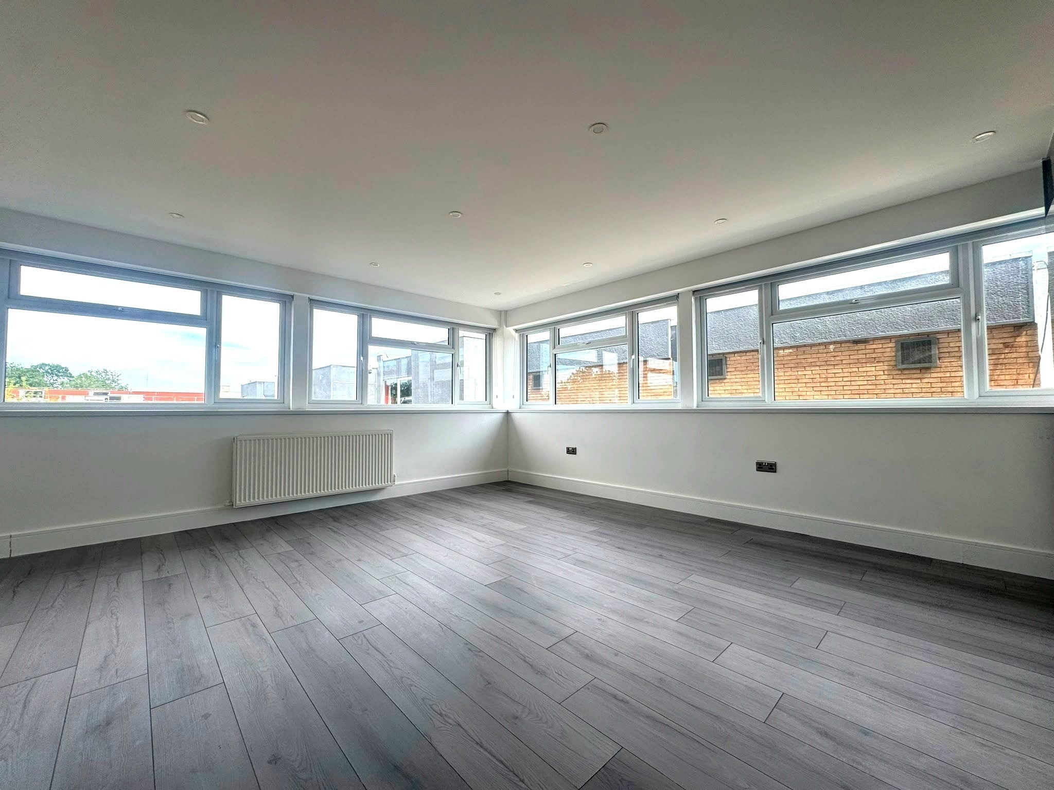 Flat London Road in Swanley
