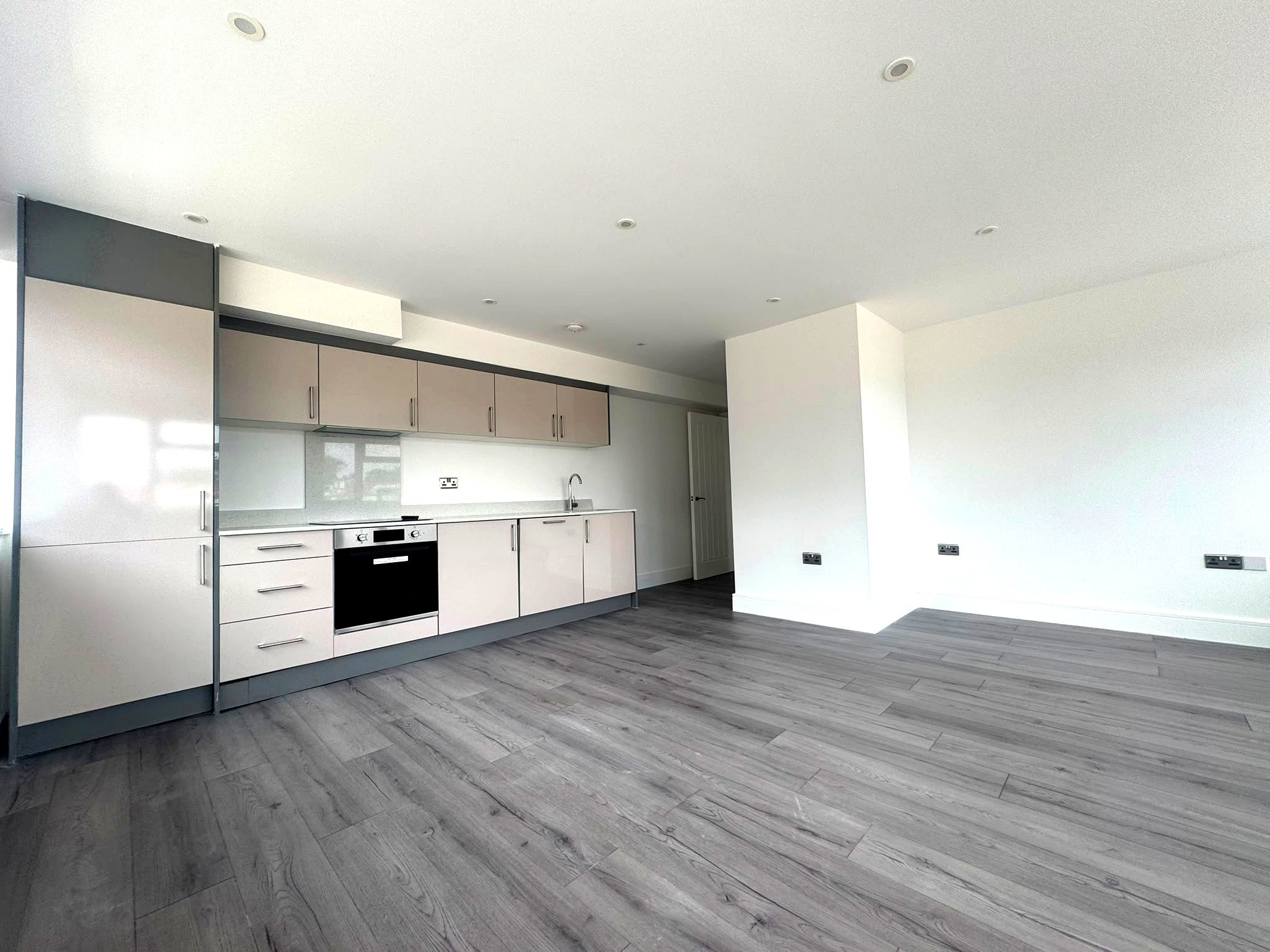 Flat London Road in Swanley