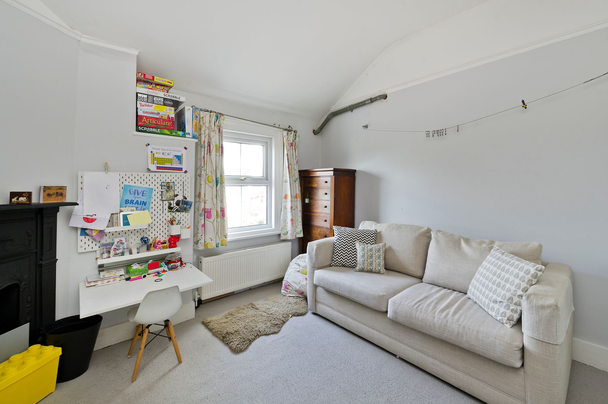 Flat Fellows Road in Greater London