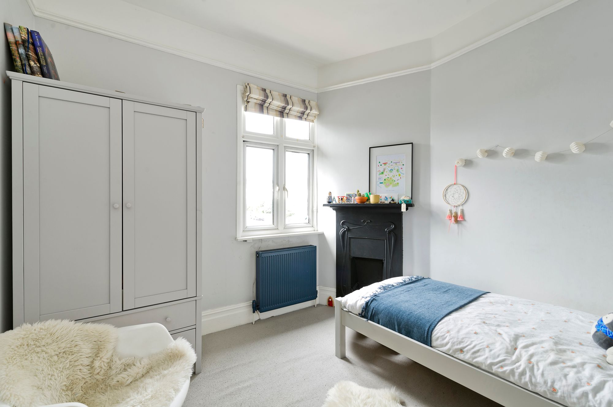 Flat Fellows Road in Greater London