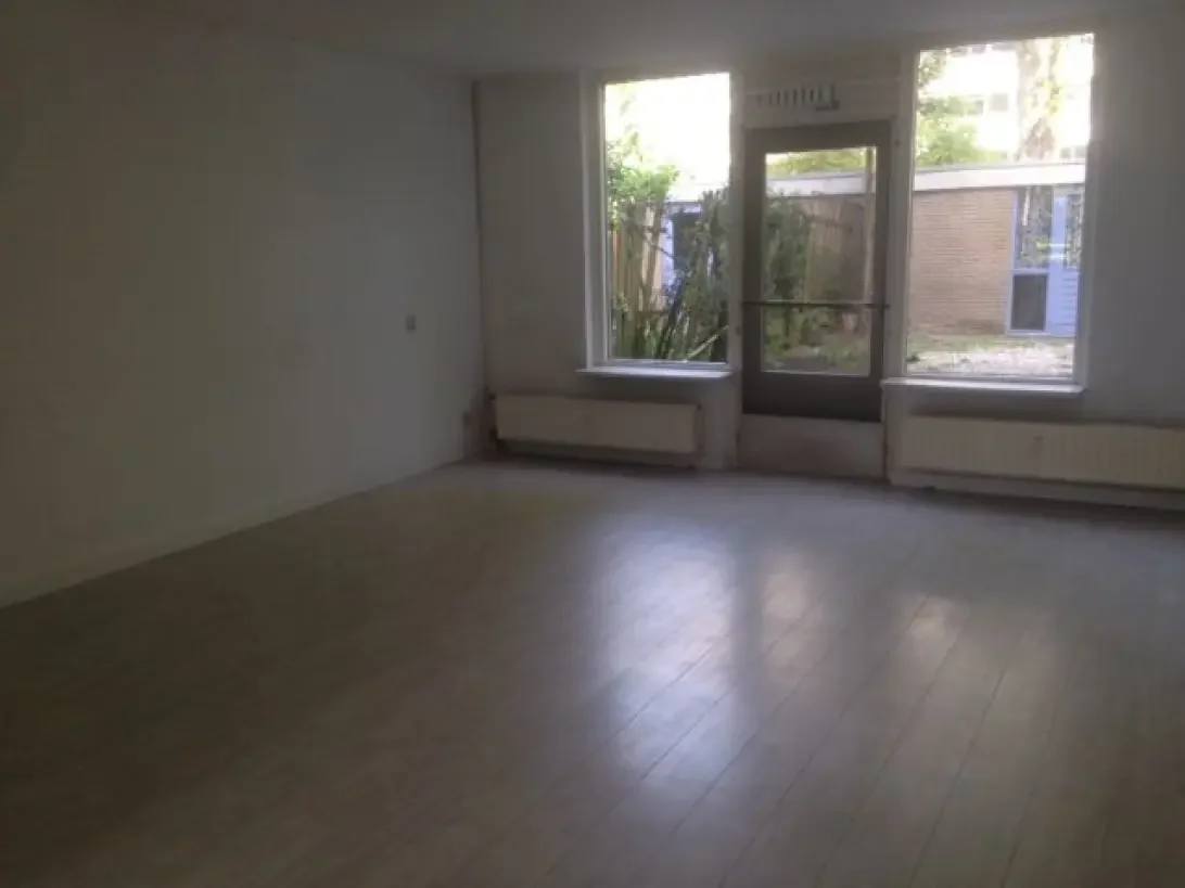 Huis Albert Camusplaats in Rotterdam