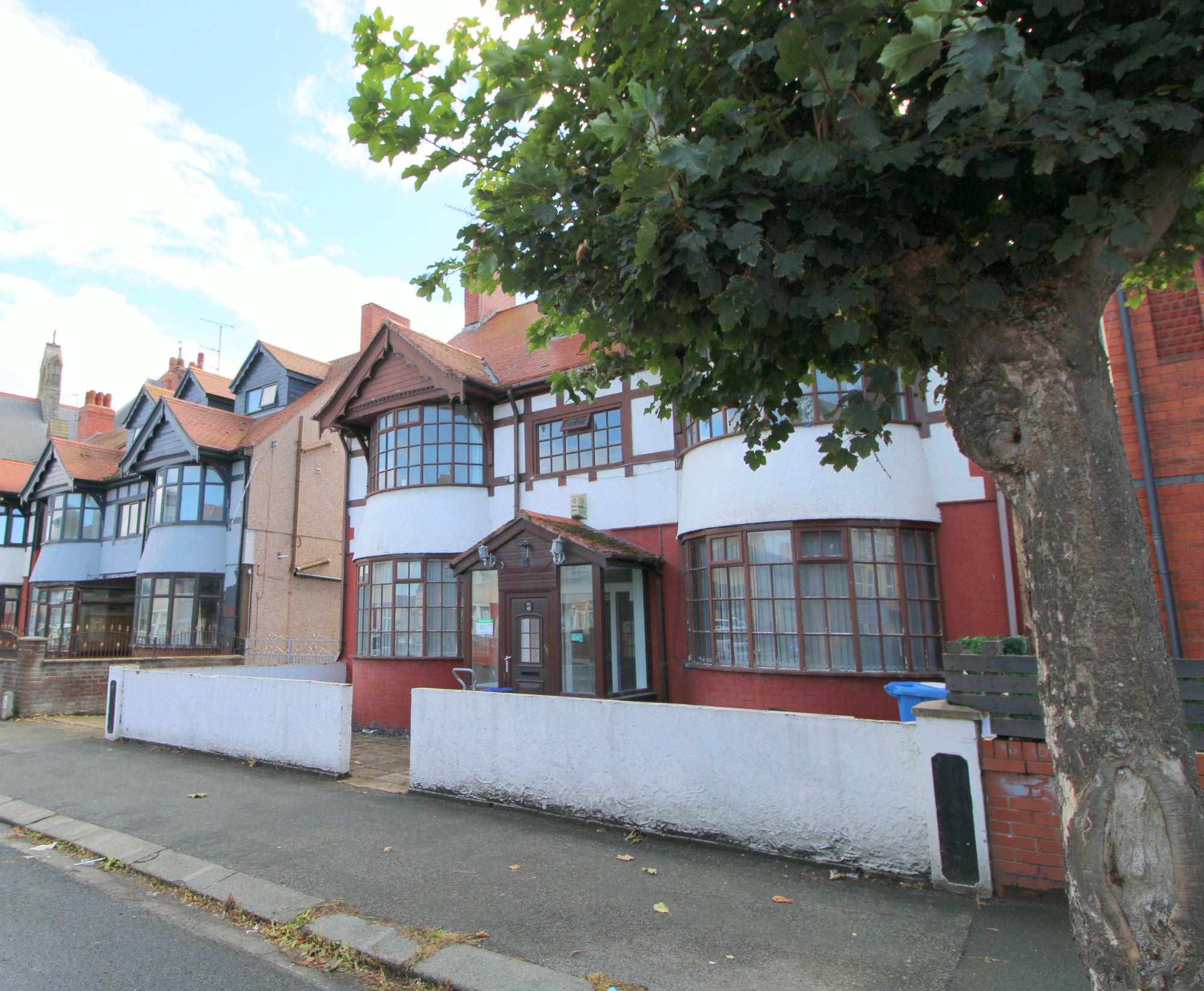 Room River Street in Rhyl