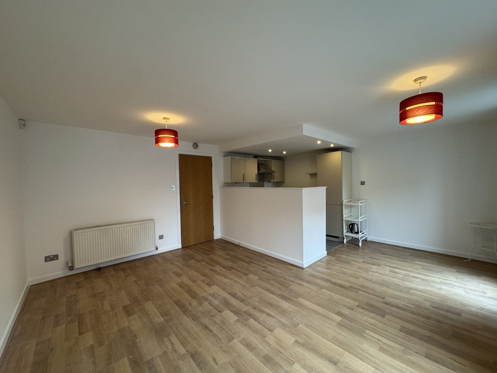 Flat McPhail Street in Glasgow