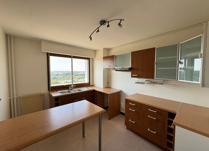 Flat Rue François Millet in Tours