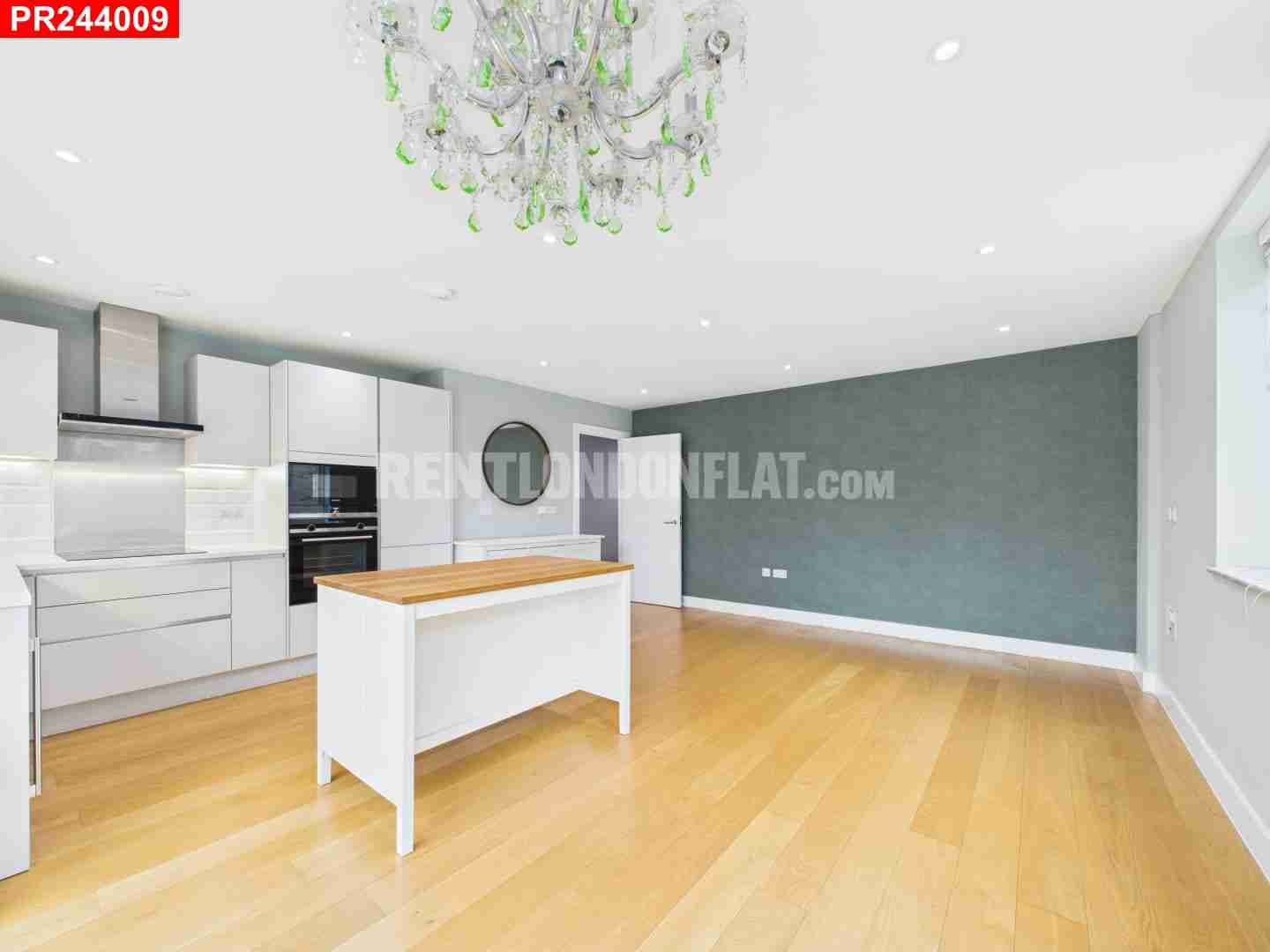 Flat Kilburn High Road in Greater London
