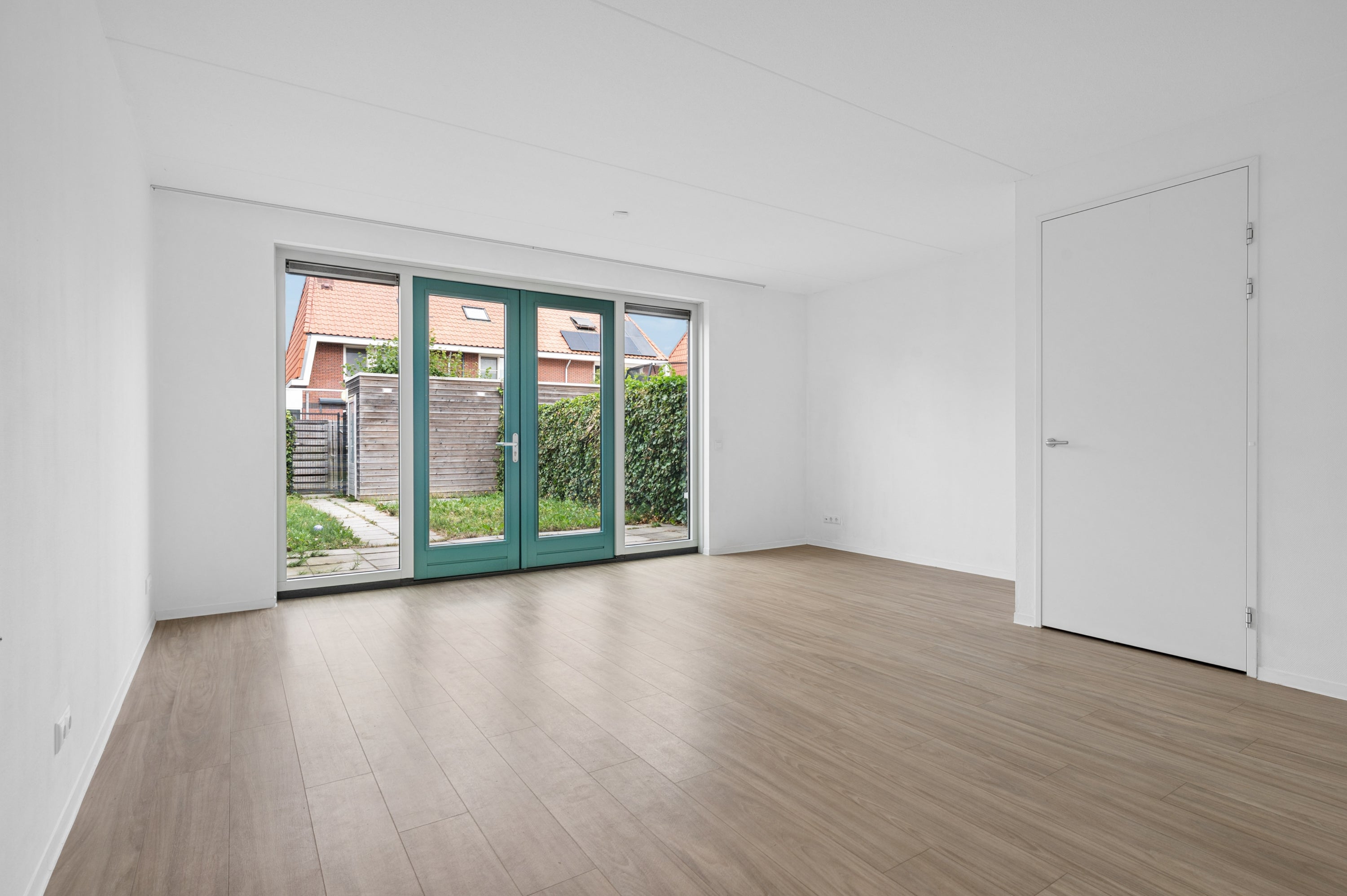 Tussenwoning te koop: Leeuw 7, Elst